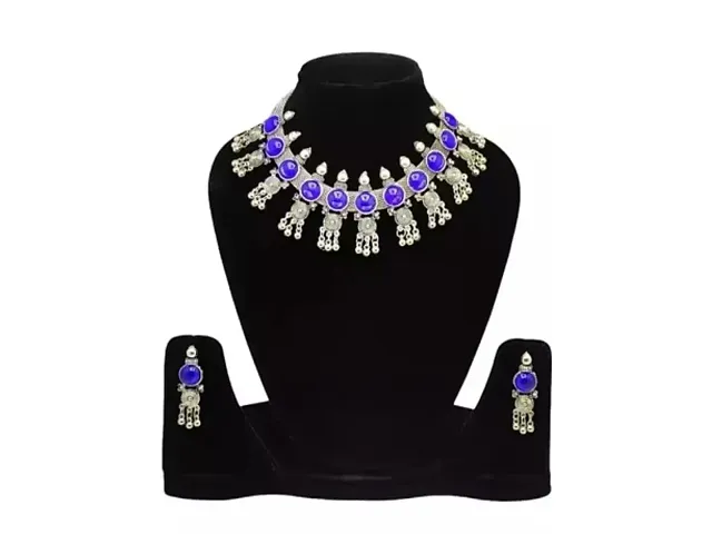 Elegant German Jewellery Set for Women