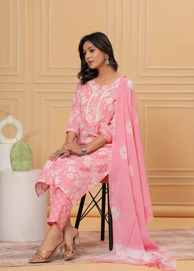 Stylish Kurta With Pant And Dupatta Set For Women