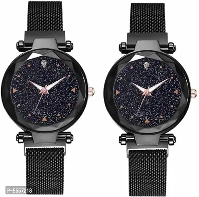 Watch with magnetic belt outlet