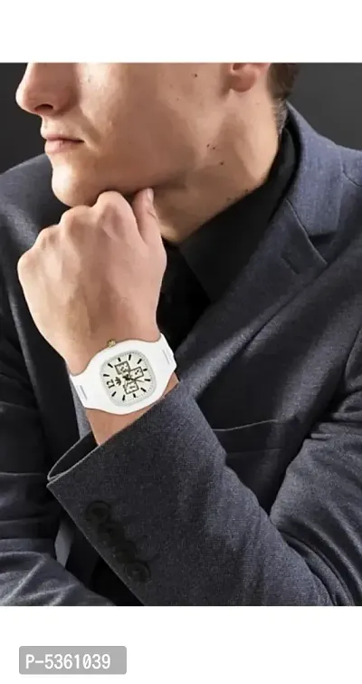 Super trendy silicone watch