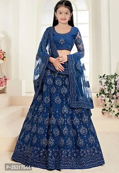 Top Trendy & Stylish Crop Top Lehenga Dresses Designs Collection 2022 |  Party wear indian dresses, Designer party wear dresses, Indian fashion  dresses