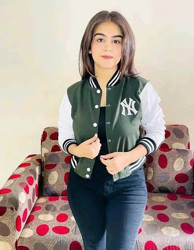 Comfortable Fleece Baseball Jacket For Women