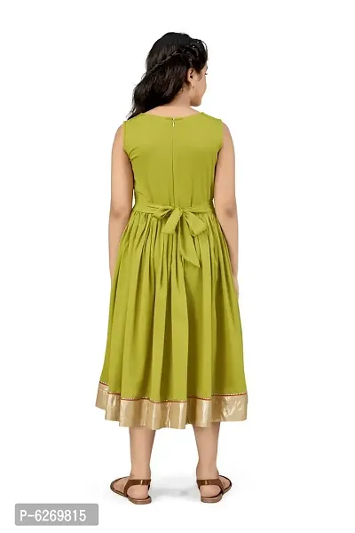 Fabulous Green Crepe Foil Print Knee Length Dresses For Girls-thumb2