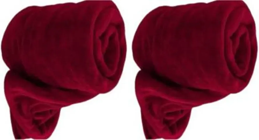 Pack of 2  Solid Double Bed Fleece Blanket(Red)