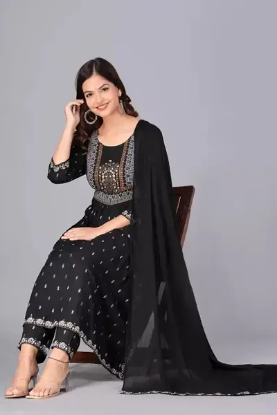 Women Viscose Rayon Kurta Pant Dupatta Set