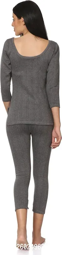 Stylish Grey Cotton Solid Thermal Set For Women-thumb2