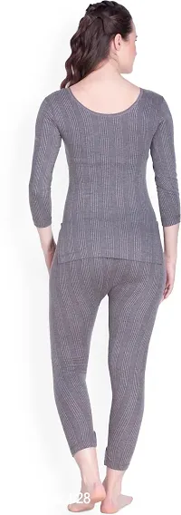 Stylish Grey Cotton Solid Thermal Set For Women-thumb4