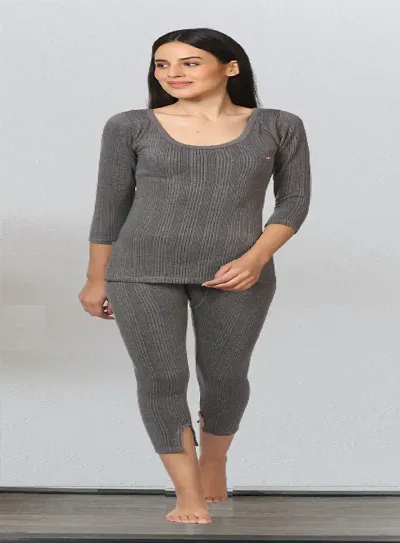 Stylish Solid Thermal Set For Women