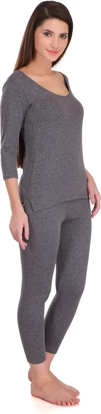 Stylish Grey Cotton Solid Thermal Set For Women-thumb2