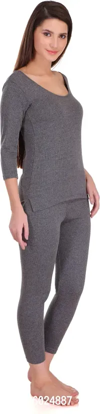 Stylish Grey Cotton Solid Thermal Set For Women-thumb3