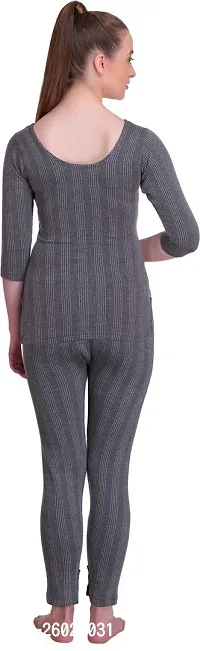 Stylish Grey Cotton Solid Thermal Set For Women-thumb4