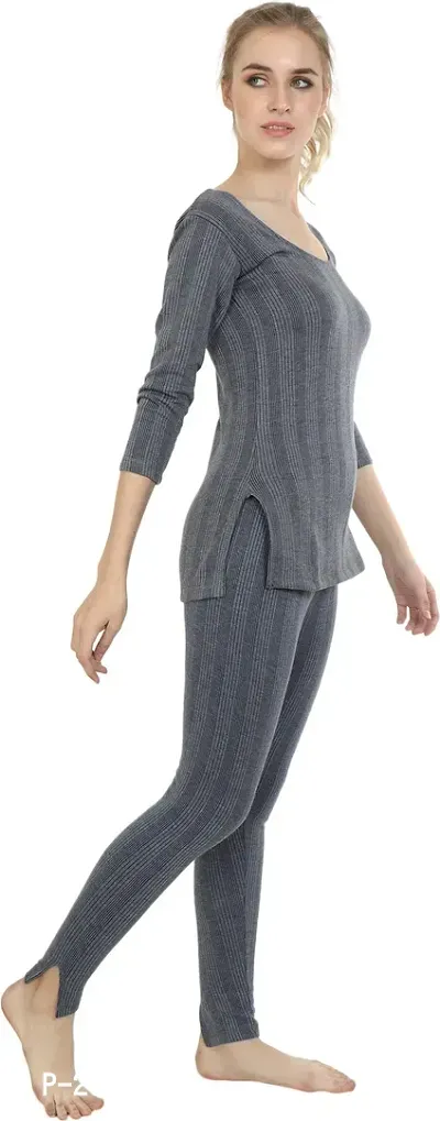 Stylish Grey Cotton Solid Thermal Set For Women-thumb4