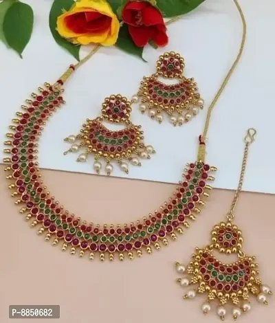 Elegant Alloy Pearl Work Jewellery Set For Women