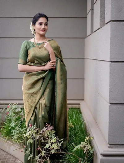 Aakarsha Drishya Sarees