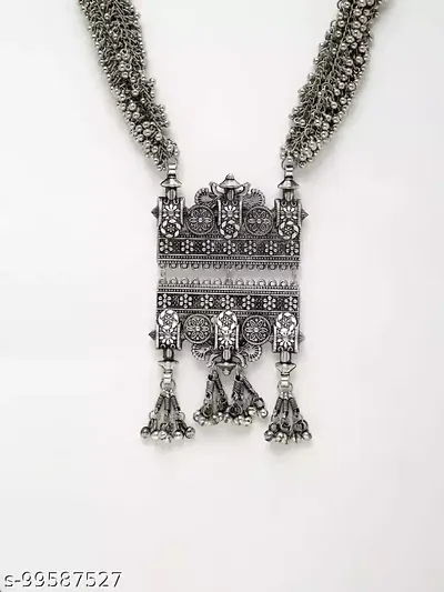 Hella Faishion Long Necklace set in matte black polish..