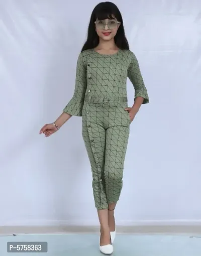 Trendy Cotton Blend Stretchable Capri Jumpsuit for Girl