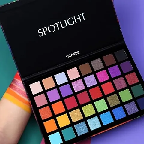 Colorful Eyeshadow Makeup Palette