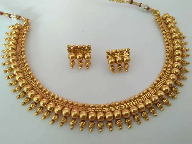 Must Have Jewellery Set 