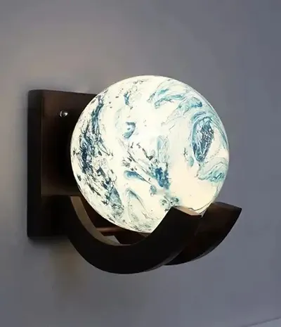 Must Have Wall Lamp 