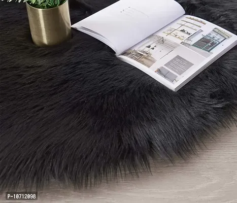 CottonFry Faux Sheepskin Fur Area Rugs Round Fur Throw Rug Floor Mat Circular Carpet for Bedroom Soft Circle Kids Play Mat for Nursery (24x24, Black)-thumb4