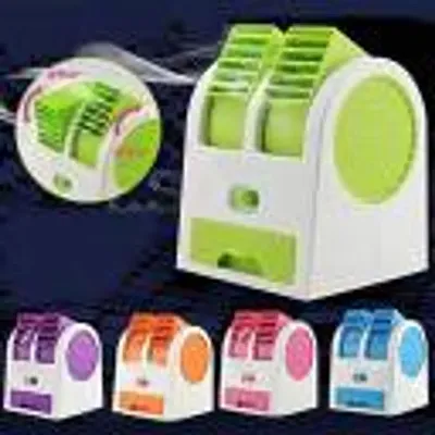 Mini Fan and Portable Single Blower Bladeless Small Air Conditioner Water Air Cooler Powered by USB and Battery (Rando