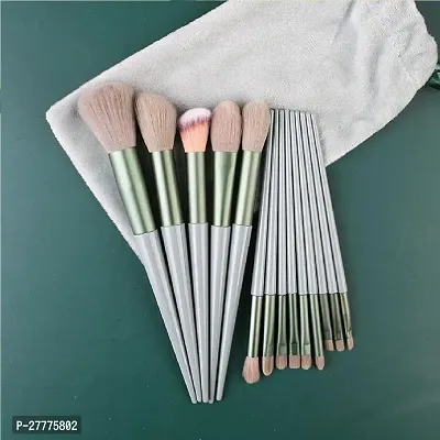 Makeup Brush Set 13 Piece Makeup Brushes for Eye shadow, Powder, Blush, Foundation Blending Brush Set with Portable Green Brush Pouch