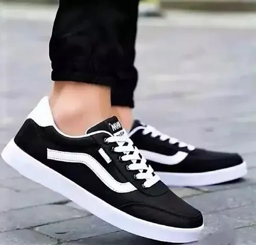 Fashionable Sneakers For Men 