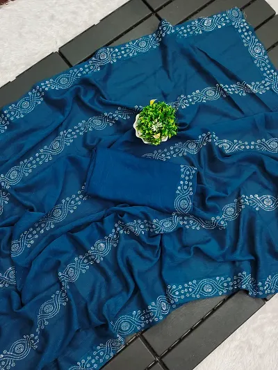 Stylish Blend Embroidered Saree without Blouse piece