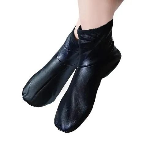 Malvina Soft & Warm Cozy 100% Super Hot Fully Stretchable Leather Socks (Black)
