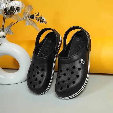 Stylish Rubber Self Design Clogs For Men