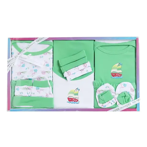 DADDY - G? New Born Unisex Baby's Gift Set -13 Pieces