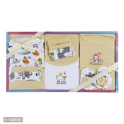 DADDY - G? New Born Unisex Baby's Gift Set -13 Pieces (Yellow)