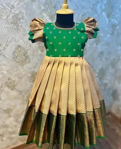 Stunning Green Silk Blend Jacquard Dresses For Girls