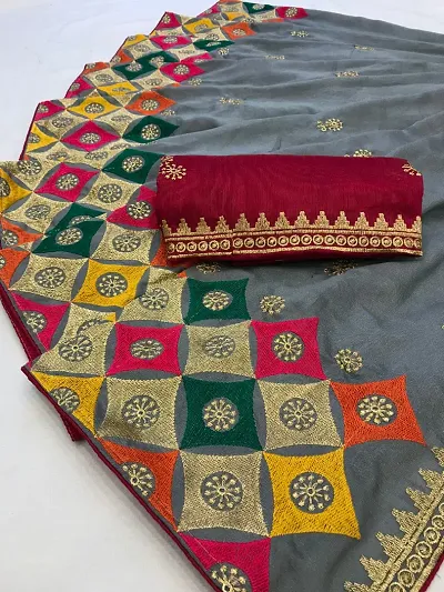 Beautiful Blend Saree With Blouse Piece For Women