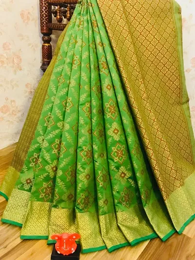 Beautiful Blend Saree With Blouse Piece For Women