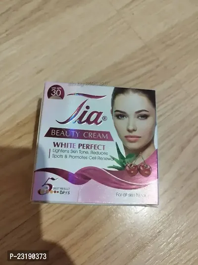 TIA BEAUTY CREAM  WHITE PERFECT (15G)