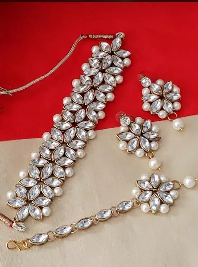 Elegant Designer Kundan Pearl Necklace Set