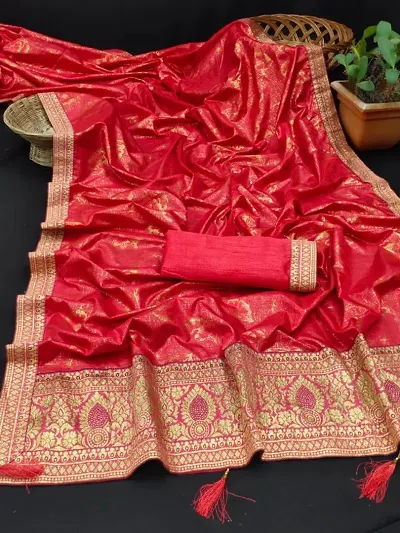 Traditional Art SIlk Sarees with Blouse Piece