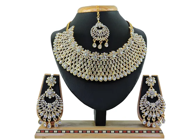 Beautiful Designer Kundan Pearl Heavy Bridal Jewellery Set
