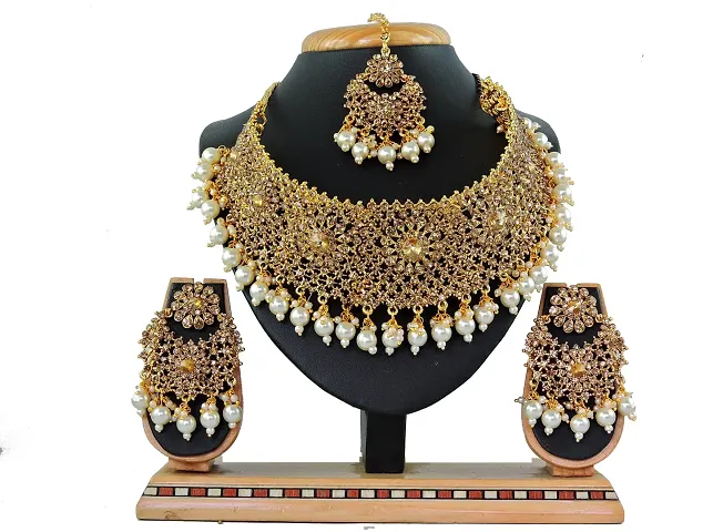 Women Alloy Jewellery Set