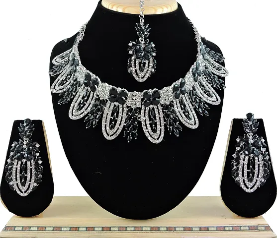 Trendy Alloy Necklace Set