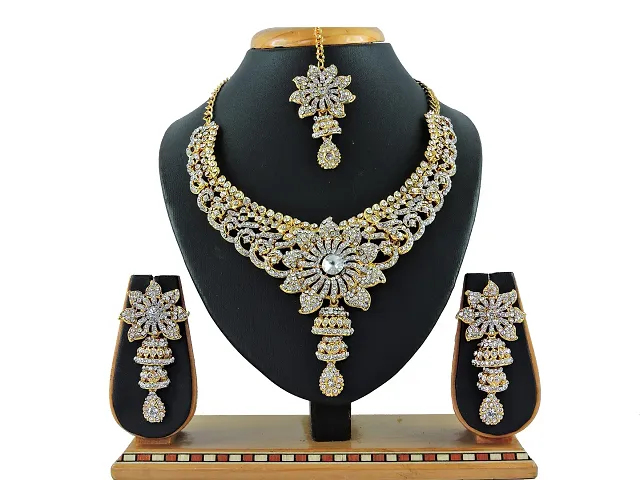 Trendy Alloy Necklace Set