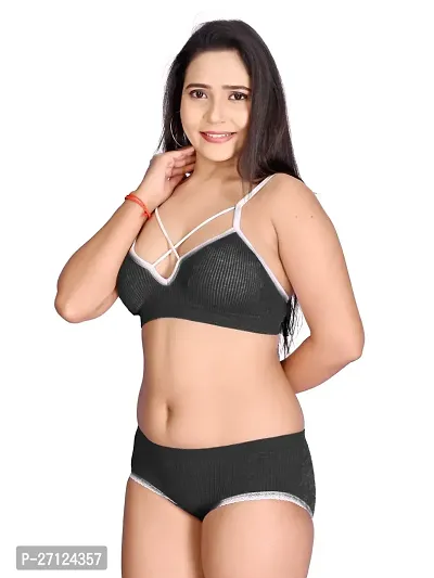 Stylish Black Solid Bra And Panty Set For Women