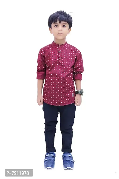 Made In The Shade Boys' 100% Cotton Pure Cotton Casual Short Kurta and Plain Black Pant Set, 4-5 Years