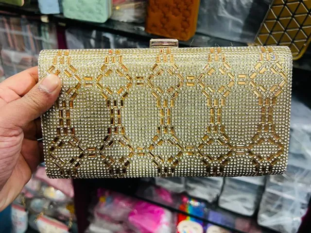 Elegant Party-wear Clutches For Women