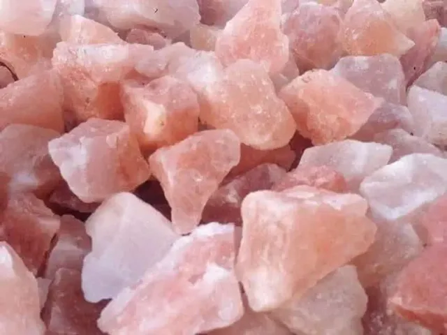 Pure Pink Himalayan Rock Salt(450 Grams))