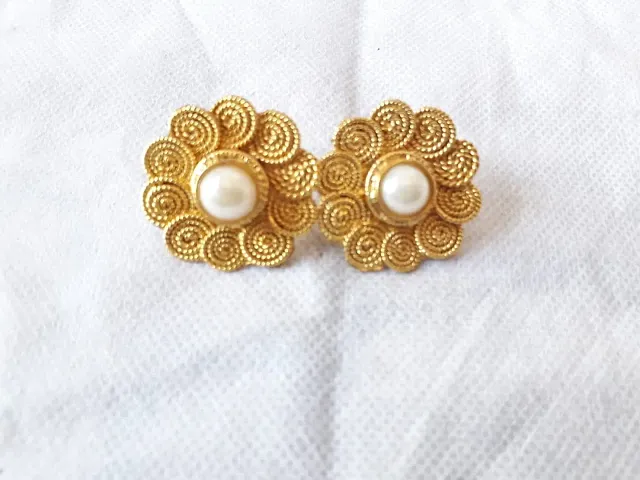 Little Fun Trinkets:Brass Stud Earrings