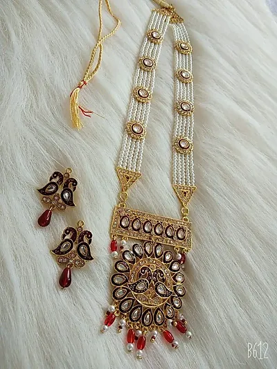 Trendy Pearl Kundan Necklace Set
