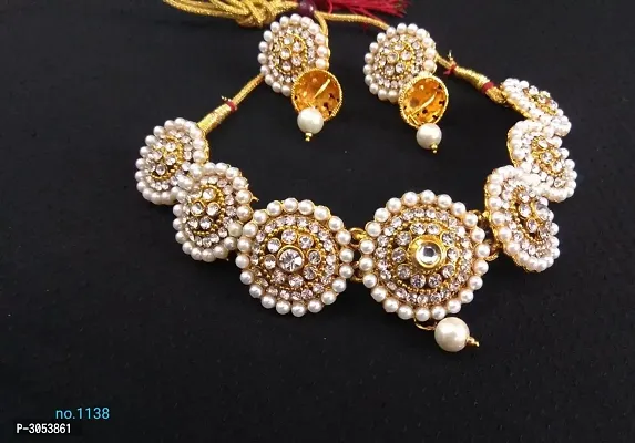 Women's Antique Alloy Necklace With Earrings