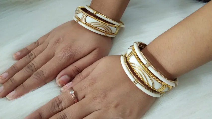 Lovely Bangles For Women Girls